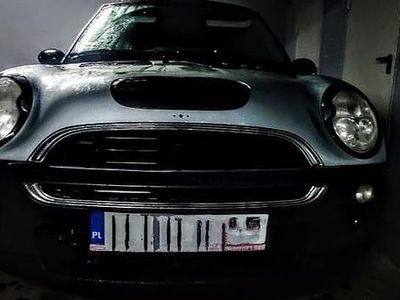 Srebrny Używany 2004 Mini Cooper S Hatchback | 9000 zł (Super Cena)