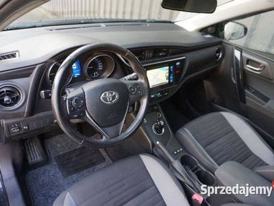 Używany Toyota Auris Hybrid 2015