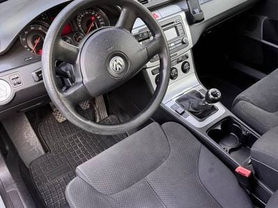 Srebrny Używany 2005 VW Passat Sedan/Limuzyna | 10 000 zł