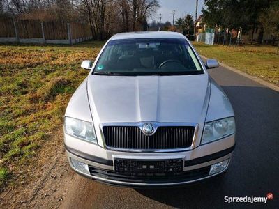 używany Skoda Octavia II 1.6 Mpi 102 km *klima *hak