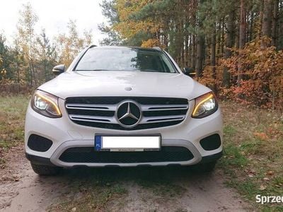 Używany Mercedes GLC250 2017 Biały SUV