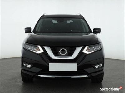 Używany Nissan X-Trail 2017 Czarny SUV