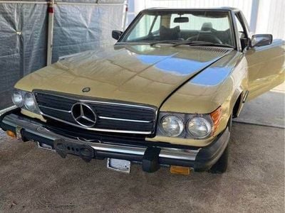 Beżowy Używany 1979 Mercedes SL450 Kabriolet | 28 000 zł