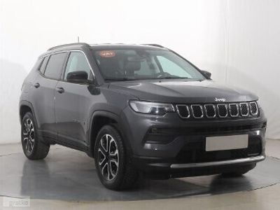 używany Jeep Compass II , Salon Polska, 1. Właściciel, Serwis ASO, Automat, VAT 23%,