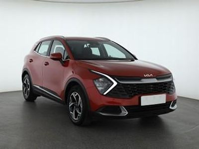 Czerwony Używany 2023 Kia Sportage SUV | 94 999 zł (Uczciwa cena)