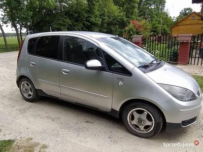 Używany Mitsubishi Colt 75 KM (55 kW) 2008