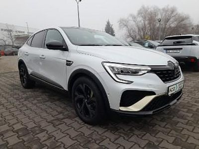 Biały Używany 2022 Renault Arkana Engineered SUV | 89 900 zł (Uczciwa cena)