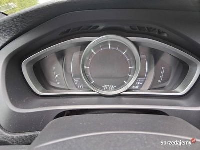 Używany 2016 Volvo V40 | 40 000 zł (Uczciwa cena)