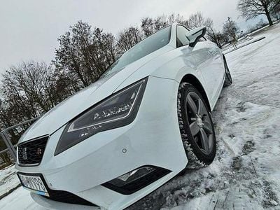 Biały Używany 2013 Seat Leon Hatchback | 34 999 zł (Dość drogi)