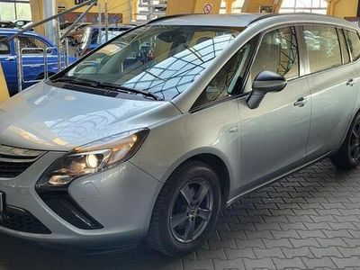 używany Opel Zafira 1 REJ 2015 ZOBACZ OPIS !! W podanej cenie roczna gwarancja