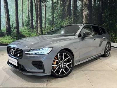 Używany Volvo V60 405 KM (297 kW) 2020 Szary Kombi