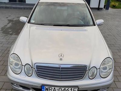 używany Mercedes E320 Oryginał