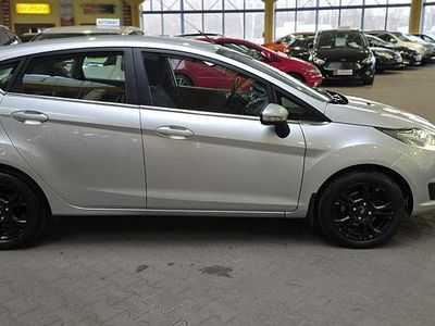 używany Ford Fiesta 1dm 101KM 2015r. 154 000km