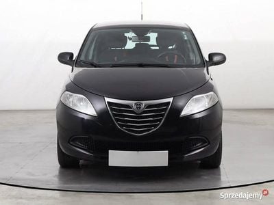 Używany Lancia Ypsilon 69 KM (50 kW) 2013 Czarny Hatchback