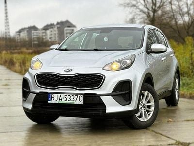 Używany Kia Sportage 132 KM (97 kW) 2021 Srebrny (metalik) SUV