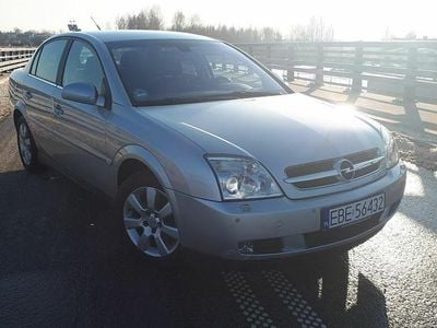 Używany Opel Vectra 2004 Srebrny Sedan/Limuzyna