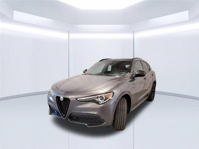 używany Alfa Romeo Stelvio 2dm 280KM 2021r. 1 900km