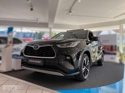Czarny Używany 2022 Toyota Highlander Executive SUV | 282 348 zł