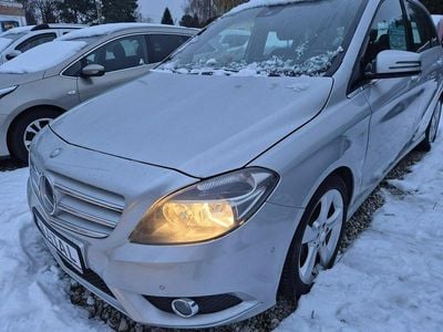 Srebrny Używany 2013 Mercedes 200 Kombi | 37 300 zł