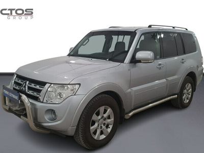 używany Mitsubishi Pajero 3.2dm 200KM 2011r. 247 000km