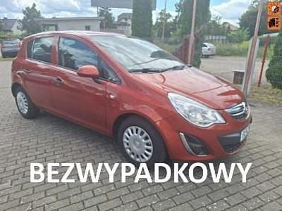Bordowy (metalik) Używany 2013 Opel Corsa Hatchback | 17 500 zł (Uczciwa cena)