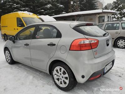 Srebrny Używany 2012 Kia Rio Hatchback | 5900 zł