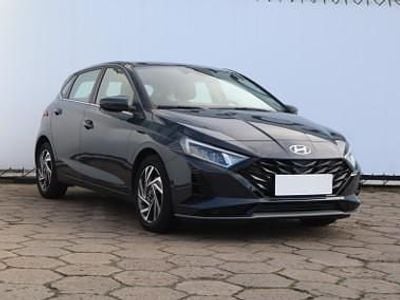 Szary Używany 2024 Hyundai i20 Hatchback | 78 999 zł (Dość drogi)