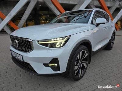 Używany 2024 Volvo XC40 Ultimate SUV | 136 000 zł (Dobra cena)