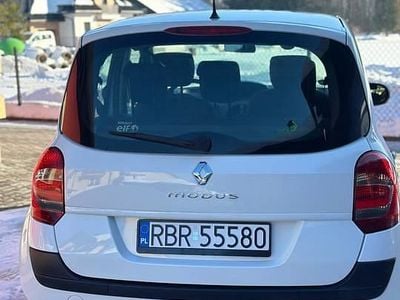 Biały Używany 2010 Renault Modus Minivan | 13 900 zł (Dość drogi)