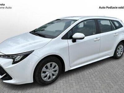 Biały Używany 2022 Toyota Corolla Business Edition Kombi | 109 900 zł