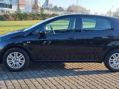 Czarny Używany 2016 Fiat Punto Evo Hatchback | 21 900 zł (Uczciwa cena)