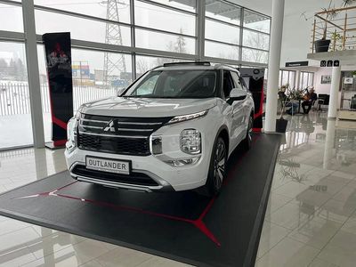 Nowe Mitsubishi Outlander P-HEV 2025 Biały SUV