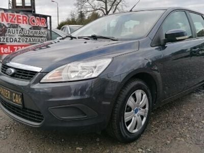 Używany Ford Focus 101 KM (74 kW) 2008 Szary Kombi