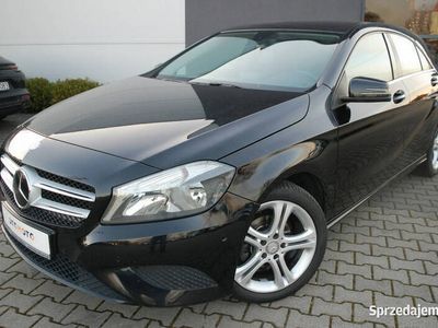 używany Mercedes A180 Pierwsza-rej 2015.Nawigacja W176 (2012-)