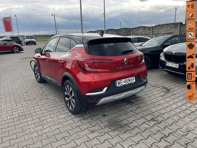 Czerwony Używany 2023 Renault Captur Bose Edition SUV | 39 900 zł