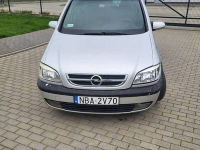 używany Opel Zafira 