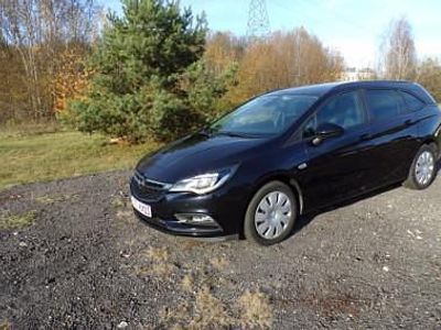 używany Opel Astra V 1.6 CDTI Essentia S&S