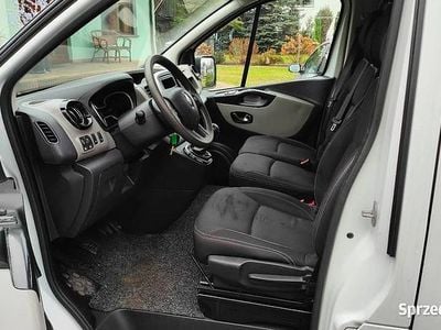 Biały Używany 2019 Renault Trafic Minivan | 45 700 zł (Super Cena)