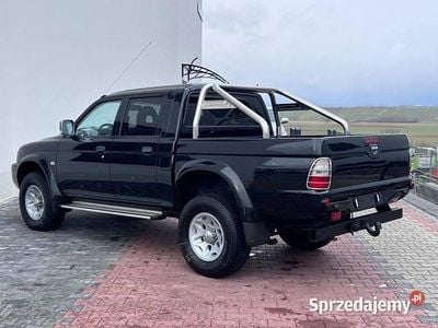 Używany Mitsubishi L200 2007 Czerwony Pickup