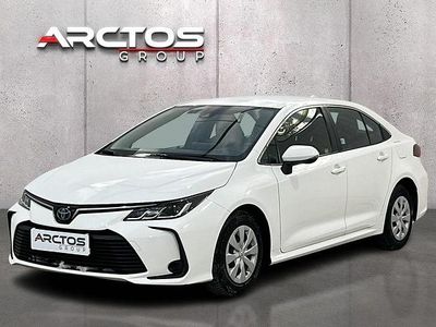 Używany Toyota Corolla Active 98 KM (72 kW) 2022 Biały Sedan/Limuzyna