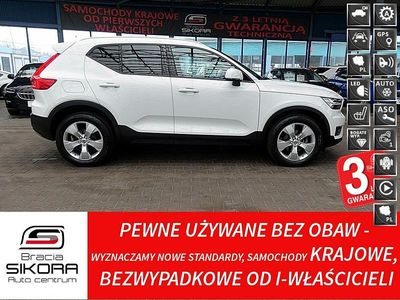 Biały Używany 2022 Volvo XC40 SUV | 100 732 zł (Super Cena)