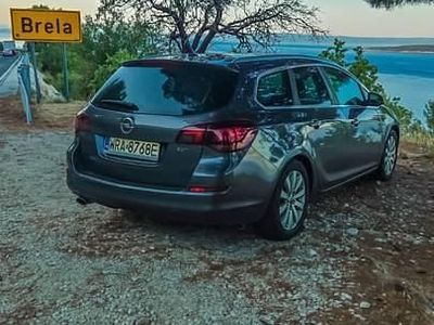 Szary Używany 2011 Opel Astra Kombi | 21 900 zł (Dość drogi)