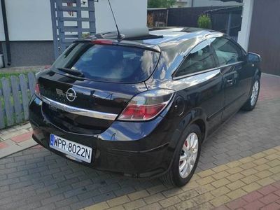 używany Opel Astra Astra H 1.4 benzyna, dobre wyposażenie1.4 benzyna, dobre wyposażenie