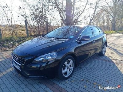 Czarny Używany 2014 Volvo V40 Hatchback | 25 000 zł (Uczciwa cena)