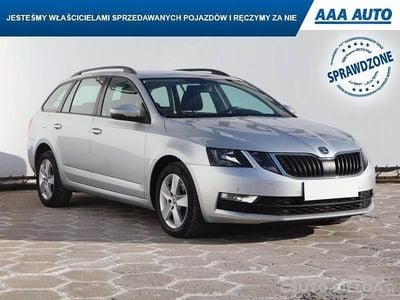 Używany Skoda Octavia 2017 Srebrny
