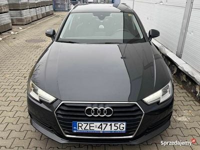 Granatowy Używany 2016 Audi A4 Comfort Kombi | 66 500 zł (Uczciwa cena)