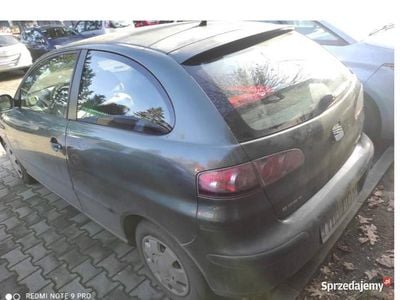 Używany Seat Ibiza 2003 Zielony Hatchback