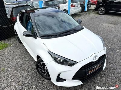 używany Toyota Yaris 1.0 VVTi - Gaz/ Radar / Asystent Pasa / Klima IV (2020-)