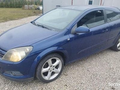 Opel Astra GTC