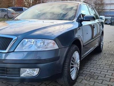 Grafitowy Używany 2006 Skoda Octavia Kombi | 12 000 zł (Uczciwa cena)
